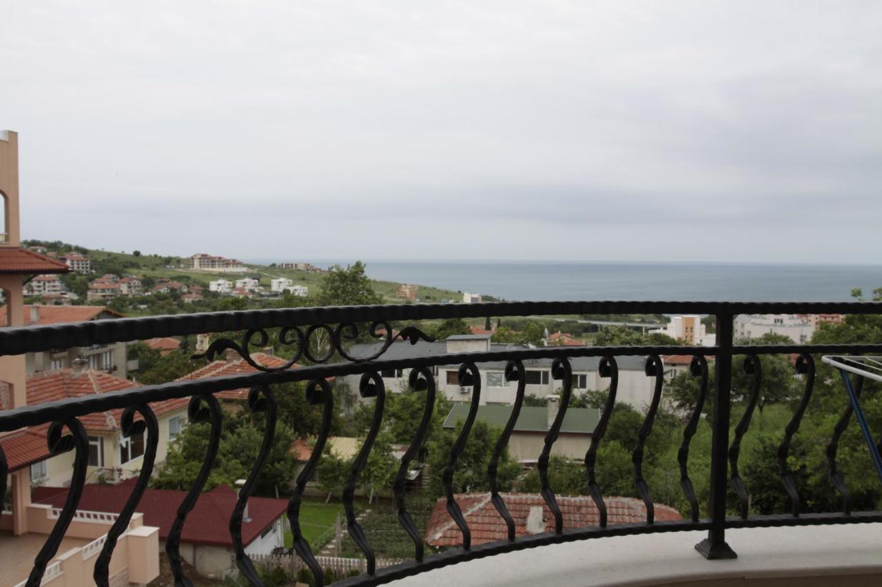 Guest House Palazzo Bjala Kültér fotó